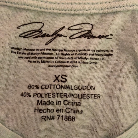 Marilyn Monroe Shirt - Picture 3 of 3